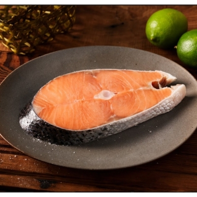 【組合獨家優惠】智利厚切鮭魚排(200-250g/包*3入)+黃金鱸魚高湯(300ml*6包)