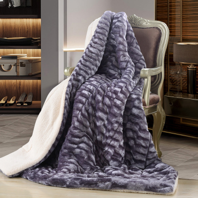 【Betrise】超值福袋[買一送一]貂毛毯送歐風時尚抱枕