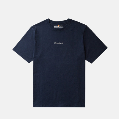 【Timberland】中性深寶石藍背後圖案情侶款短袖T恤|A66BB433