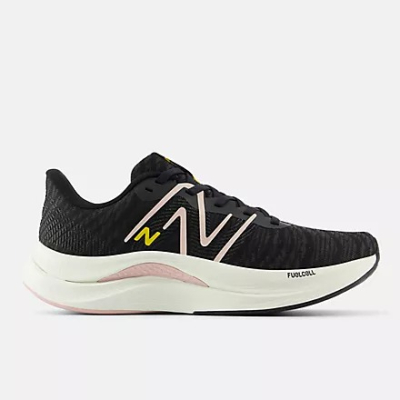 【New Balance】女款 FuelCell Propel v4 WFCPRCG4 黑 與 粉紅泡泡